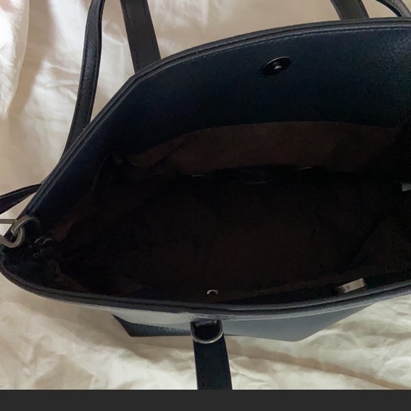 NEW BLACK TOTE with added strap - Picture 6 of 7